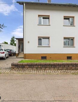 Top gepflegtes 2-3 Familienhaus - Völklingen