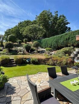 Doppelhaushälfte als ETW in bester Waldrand-Lage in Grevenbrück! - Lennestadt