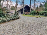 Schönes Einfamilienhaus in offener Bauweise mit parkähnlichem Grun - Niedernhausen