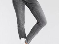 Herrlicher Slim-fit-Jeans PEPPY SLIM POWERSTRETCH Normal Waist