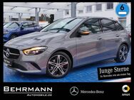 Mercedes B 200, Progressive Ambiente MBUX, Jahr 2023 - Norderstedt