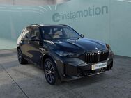 BMW X5, xDrive30d M Sport H K Soft-Close, Jahr 2023 - München