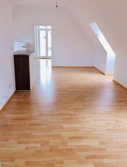 2-Zimmer Dachgeschoss Appartement mit Balkon und Wohndiele - Bobingen