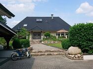"Traumhaus Provisionsfrei Bungalow incl. 2. Gebäude mit 3 Garagen und einer Mietwohnung ! - Selsingen