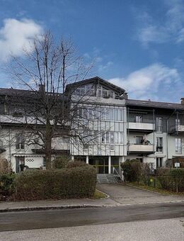 Top sanierte und moderne 3-Zimmer-Dachgeschosswohnung in Bad Tölz - Bad Tölz