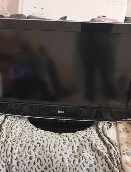 LG Fernseher 80 cm ( 32 Zoll ) - Stolberg (Rheinland, Kupferstadt)