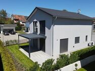 Moderner Neubau Bezugsfertig: Besonderes Einfamilienhaus für besonderen Eigentümer - Tengen