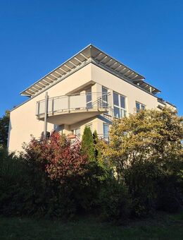 Helle 3 Zimmer Wohnung mit Balkon und Stellplkatz *bezugsfrei* - Leipzig