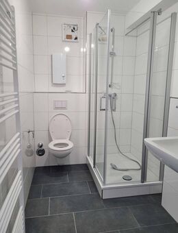 BO - City, Fußgängerzone: modern renovierte 2-Zi-Whg. mit Küche u. Duschbad - Bochum