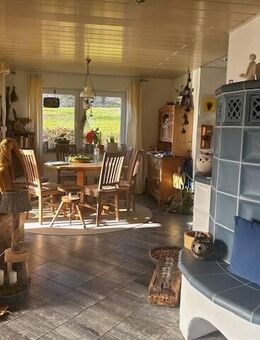 Geräumiges Einfamilienhaus mit Einliegerwohnung und vielseitigen Nutzungsmöglichkeiten - Rietheim-Weilheim