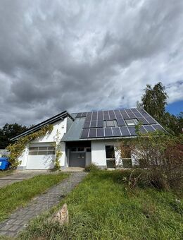 Moderne Gewerbeimmobilie mit möglichen Wohnanteil im Gewerbepark Maxhütte, Zwickau (Sachsen) - Zwickau