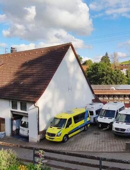 Wohnen und Arbeiten unter einem Dach: Vielseitiges Anwesen in Waldachtal - Waldachtal