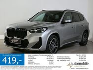 BMW iX, 1 xDrive30 M Sportpaket H&K Pan, Jahr 2023 - Paderborn