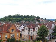 Stilvoll wohnen auf zwei Ebenen - hochwertig renoviert, zentral gelegen und demnächst bezugsfertig! - Nürtingen