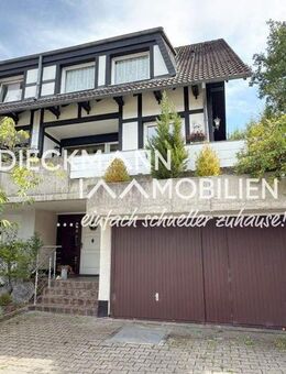 Wohnen am Waldrand: Großzügige Doppelhaushälfte mit Panoramablick in Hohenlimburg - Hagen (Stadt der FernUniversität)