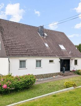 Einfamilienhaus mit tollem Grundstück in Simmern - Simmern