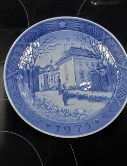 3 Weihnachtsteller Royal Copenhagen von 1975, 1978, 1979 - Ratingen