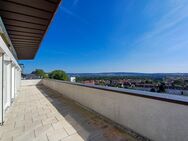 Schöne renovierte Penthouse ähnliche DG-Wohnung in sehr guter Lage mit wunderschöner Aussicht - Kassel