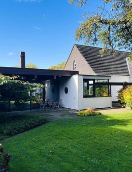 gemütliches Einfamilienhaus mit viel Charme, ca. 2.300 m² Grundstück und großem Bebauungspotenzial! - Neuenkirchen (Nordrhein-Westfalen)