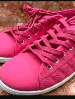 Pinke Schuhe - Bochum