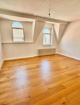 Schöne 3ZKB-Altbau-Eigentumswohnung, ca. 63 qm Wohnfläche im Jugendstilhaus in Trier-Stadtlage mit Einbauküche - Trier