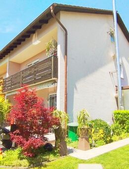 Facettenreiche/r DHH/Garten von privat Nähe Rosenheim - Großkarolinenfeld