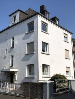 Toll für Studierende: Großzügiges, schönes WG-Zimmer mit Gemeinschaftsbalkon, Nähe UKGM, Händelstr. 4, Gießen - Gießen