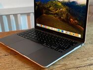 Apple MacBook Air 13 mit M1 Chip und OVP - Marquartstein