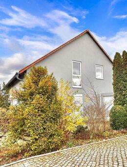 Provisionsfrei & Erstbezug nach Sanierung -moderne Doppelhaushälfte mit Einbauküche, Garten & Garage - Wilsdruff