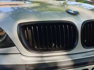 für 3er BMW E46 LIMOUSINE TOURING 01-05 FRONTGRILL GRILL GITTER NIEREN SCHWARZ MATT NEU - Herten