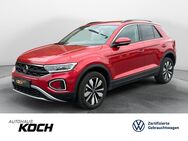 VW T-Roc, 1.5 TSI Move, Jahr 2023 - Öhringen