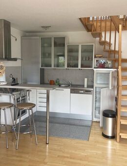 Helle Maisonette-Wohnung - Nürnberg