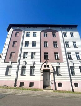 Bahnhofsnähe und Balkon! Renovierte 3-Raum Wohnung - Eberswalde