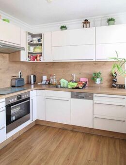 Gepflegte 3-Zi.-Maisonette mit Balkon, Fahrstuhl und TG-Stellplatz in Top-Lage - Magdeburg