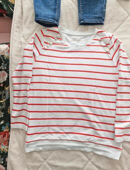 Strandfein Sweatshirt weiß rot gestreift goldenen Schulterknöpfen 40 - Trebbin