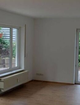 Helle Wohnung mit 3 Zimmern, Küche, Bad, Terrasse in bester Wohnlage von Vallendar - Vallendar