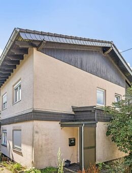 Noch in 2025 investieren: Tolles Zweifamilienhaus in Ailertchen - Ideal zum Generationenwohnen - Ailertchen