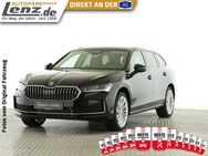 Skoda Superb, Combi iV, Jahr 2022 - Oelde Zentrum