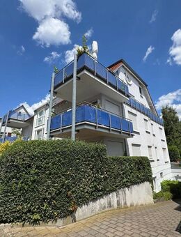 Erstbezug nach Modernisierung - Maisonette, Klimaanlage, Dachterrasse, EBK, Garage - Friedrichsdorf