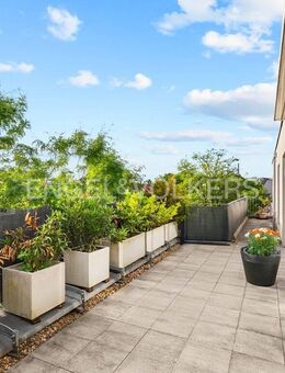 Barrierefreies, lichtdurchflutetes Penthouse mit Sonnenterrasse, Fahrstuhl und Tiefgaragenstellplatz - Hamburg