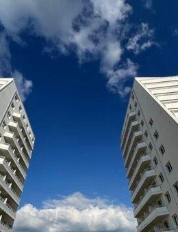 Mehrere Erstbezüge. - Berlin