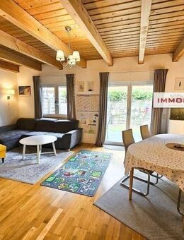 IMMOBERLIN.DE - Energieeffiziente Doppelhaushälfte mit Ausbaupotenzial in behaglicher Lage - Berlin