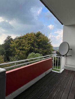 RS-Stephanstraße, 3,5 Zimmer, KDB, Südbalkon - Remscheid