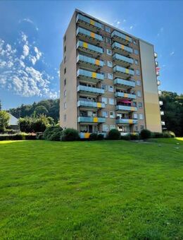Großzügig geschnittene 2-Zi.-Wohnung mit Balkon! - Leichlingen (Rheinland, Blütenstadt)