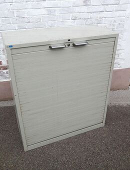 RETRO - Metall-Rollladenschrank (IBM) - München Maxvorstadt