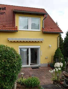 Familientraum mit Garten, Weitblick, Garage und viel Platz zum Leben und Arbeiten - Zwickau
