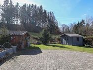 Einzigartige, geräumige Immobilie mit großem Garten und Wohnmobilgarage!!! - Winterberg