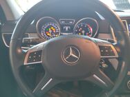 Verkaufe 1Gebrauchtes Original Leder Lenkrad Mercedes ML W 166 Bauj. 2013 - Werneuchen