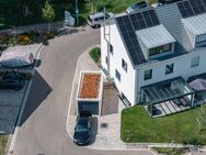 Neuwertig.Energieeffizient.Repräsentativ. - KFW-40+ DHH mit Einliegerwohnung in begehrter Wohnlage - Kempten (Allgäu)