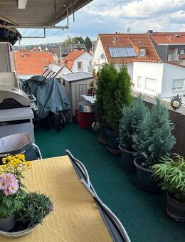 3 Zimmer Eigentumswohnung, mit Balkon, im obersten Geschoss eines Mehrfamilienhauses mit 14 Wohnungen - Flörsheim (Main)